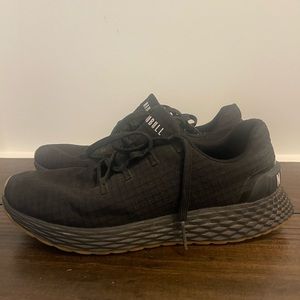 NoBull trainers size 8.5